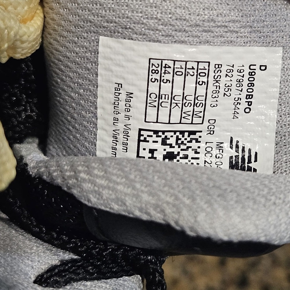 New Balance
9060 "Blue/Pink" sneakers