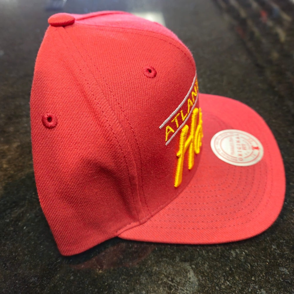 Atlanta Hawks Red Cap SnapBack one sz fits all