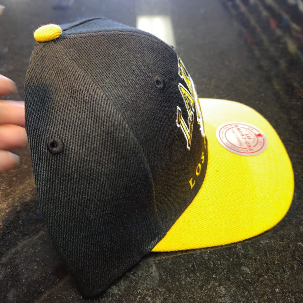 Mitchell & Ness Lakers Snapback Hat - Black and Yellow