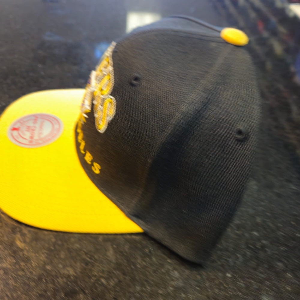 Mitchell & Ness Lakers Snapback Hat - Black and Yellow