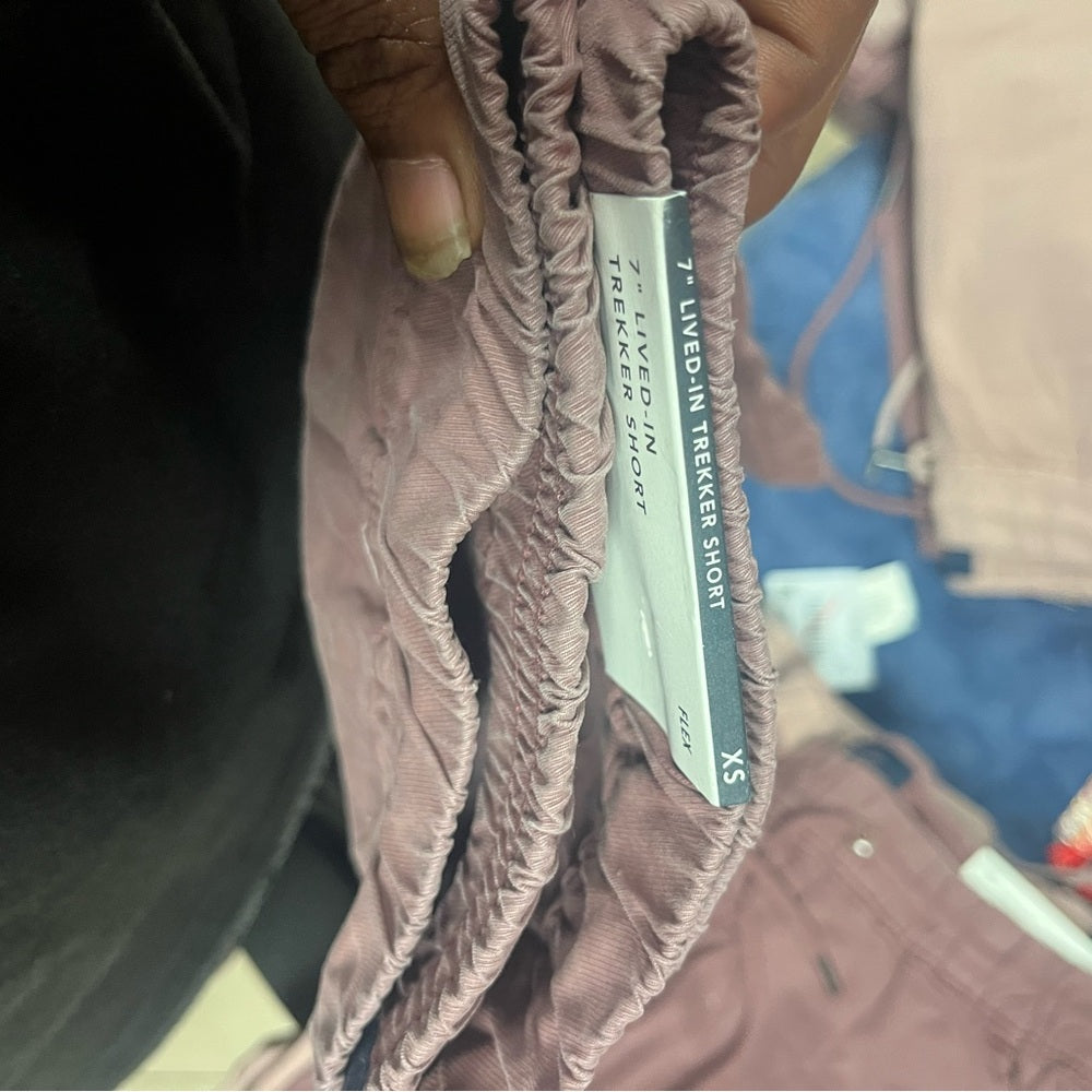 AE Flex 7" Lived-In Trekker Short