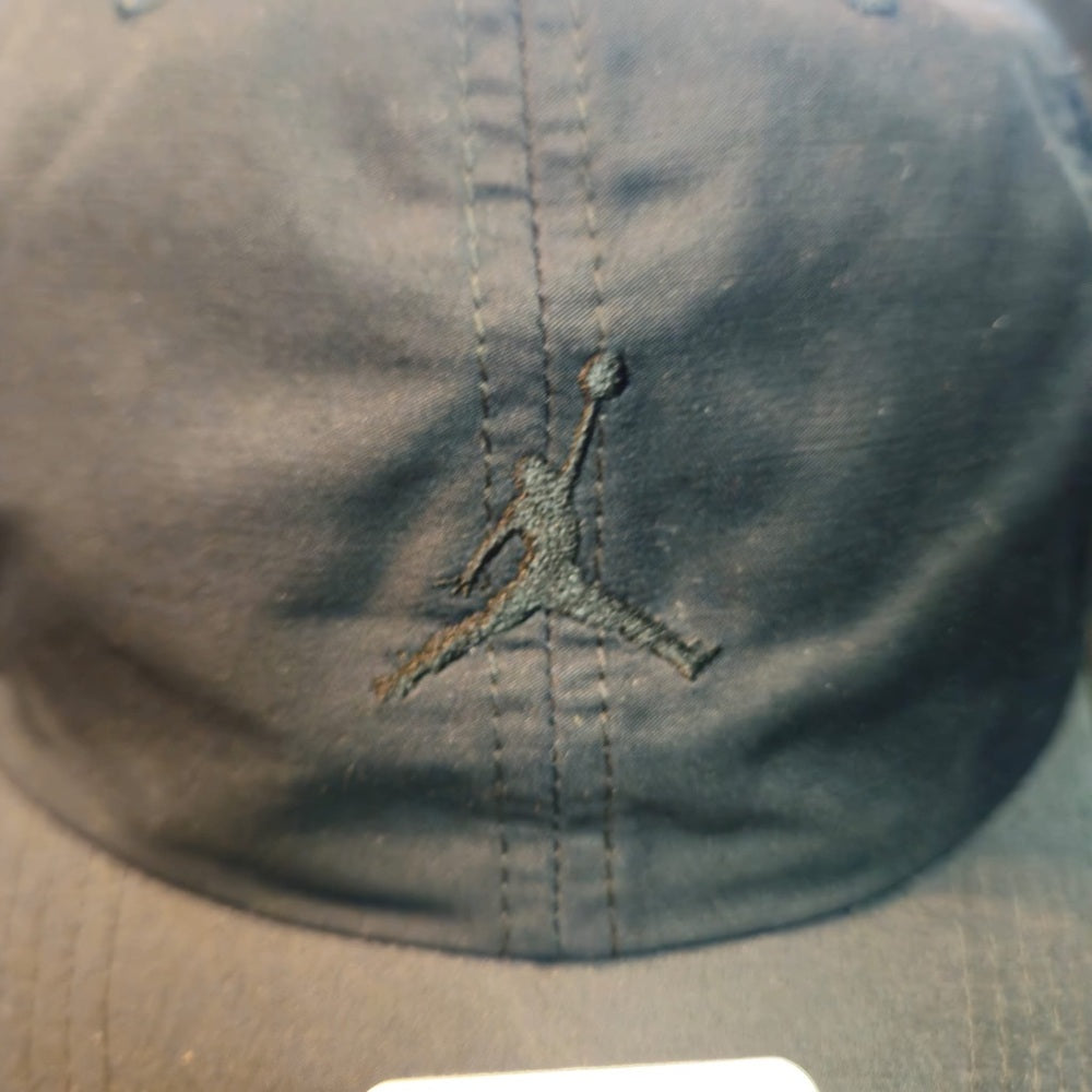 Jordan Black jump man Cap