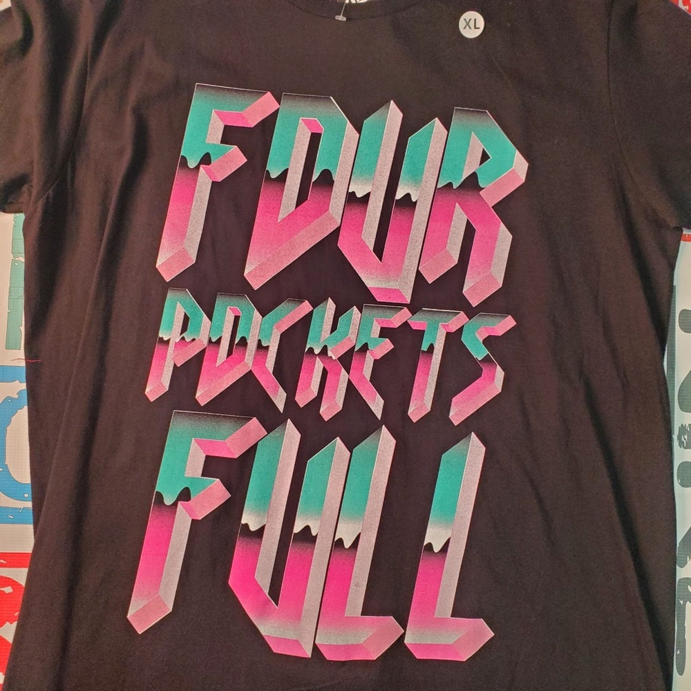 Four pockets full graphic tee sz Xl