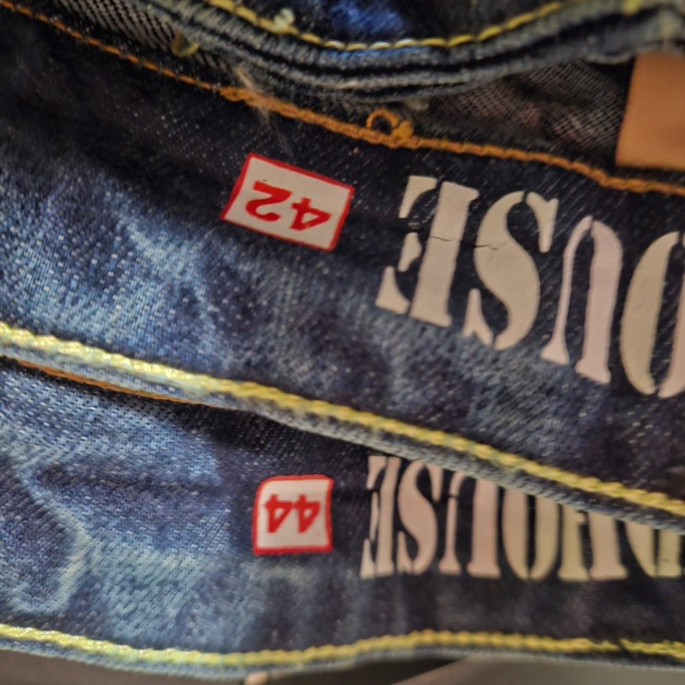 GRINDHOUSE Distressed Blue Jeans Sz various