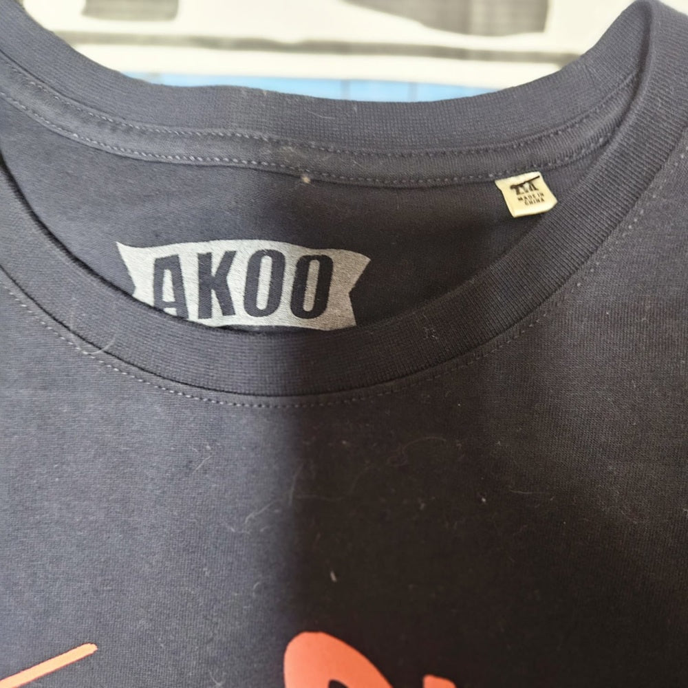 Akoo men’s classic Graphic T-Shirt sz 2xl