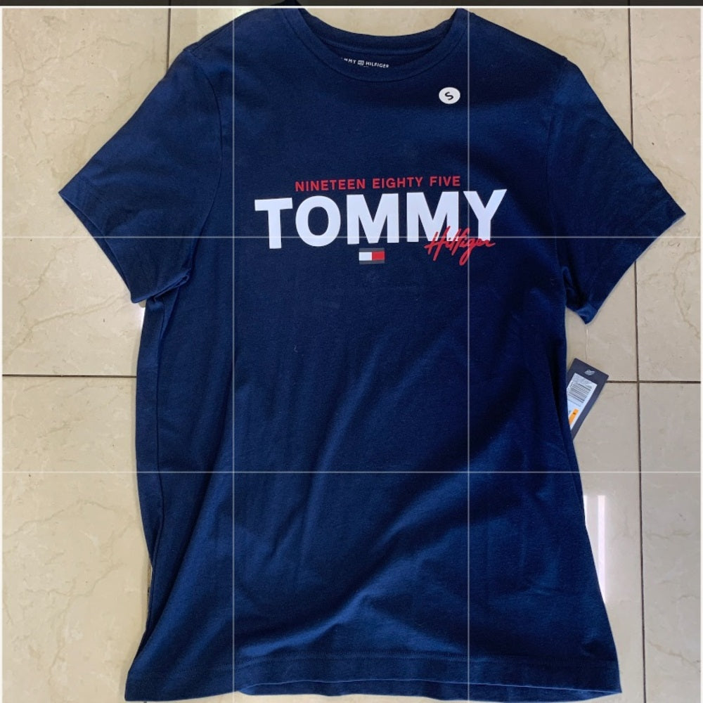 Tommy Hilfiger Men's Navy Blue T-Shirt