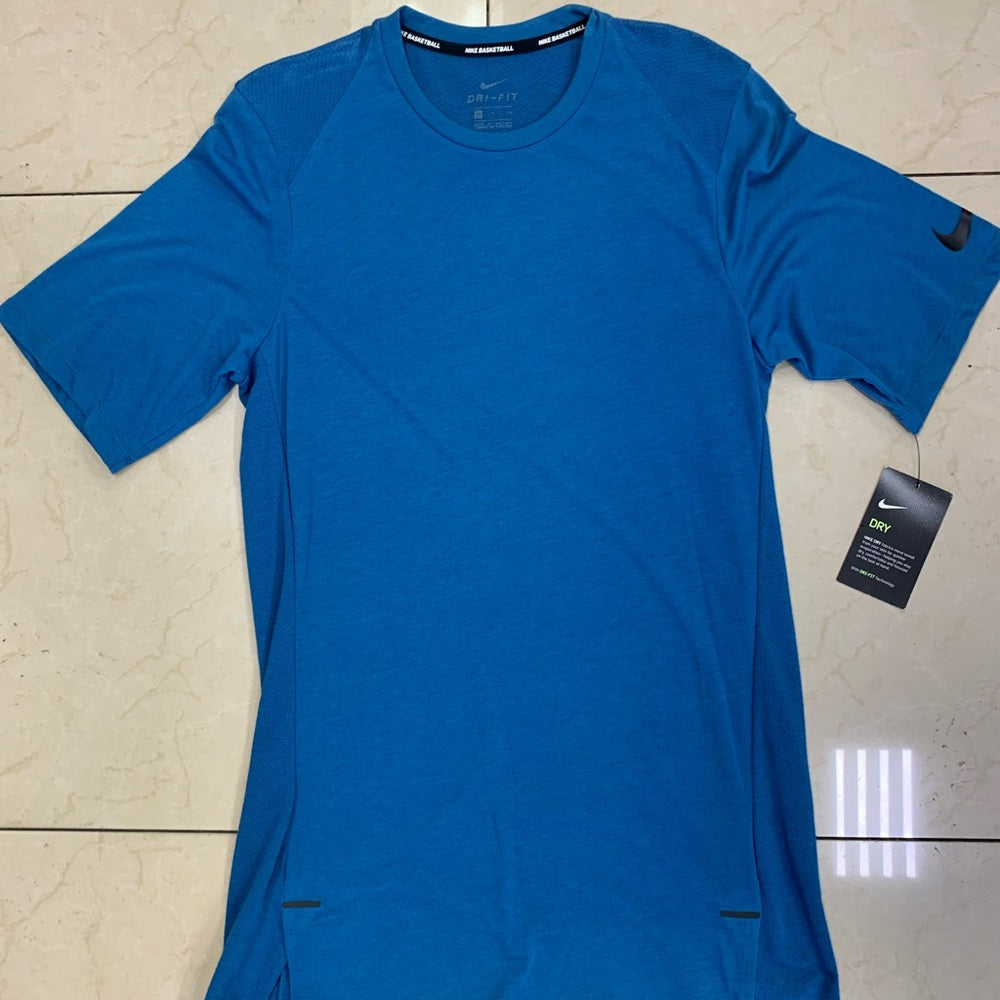 Nike Men's Blue Sports Shirt Sz small dri fit