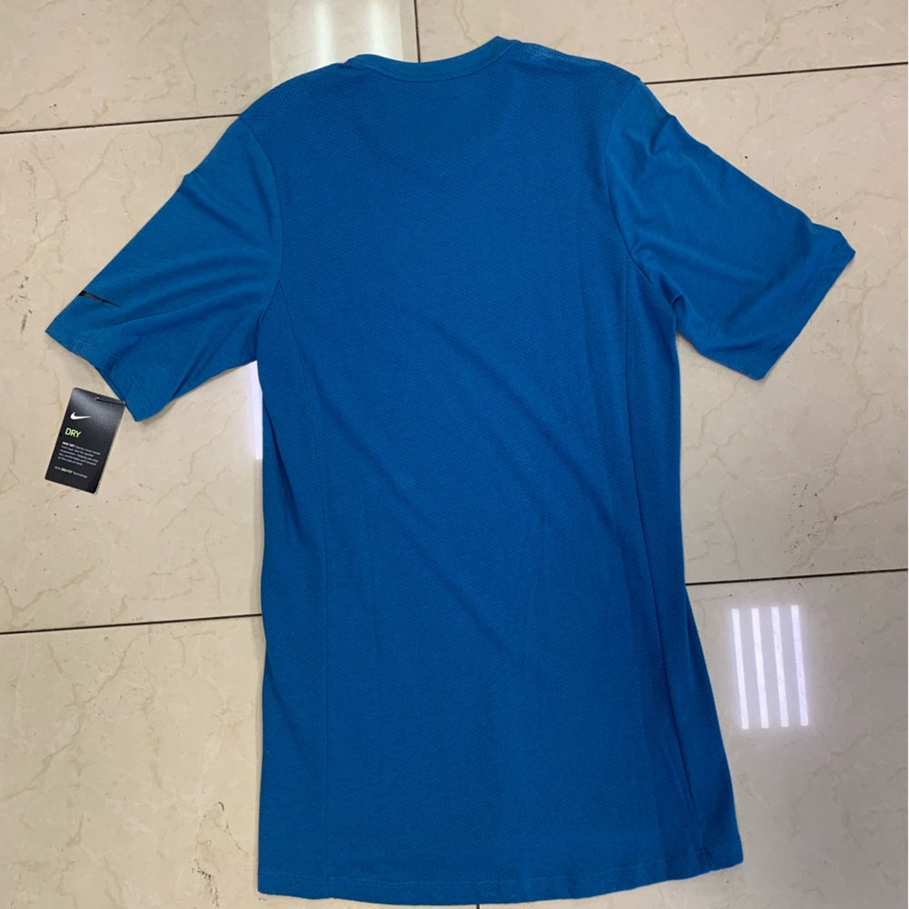 Nike Men's Blue Sports Shirt Sz small dri fit