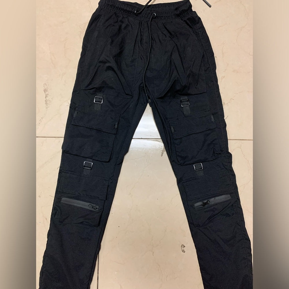 Men's Black Cargo Pants Sz small