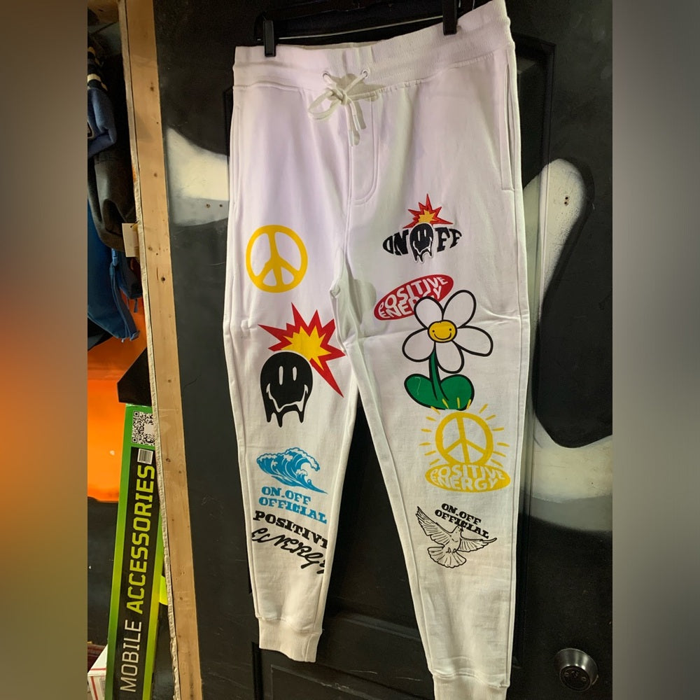 2 piece White Hoodie with Graphic Print Sz xl