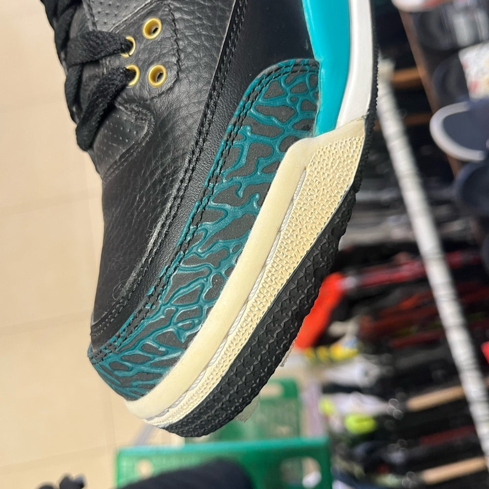Nike Air Jordan 3 Retro GS Rio Teal Size 6y