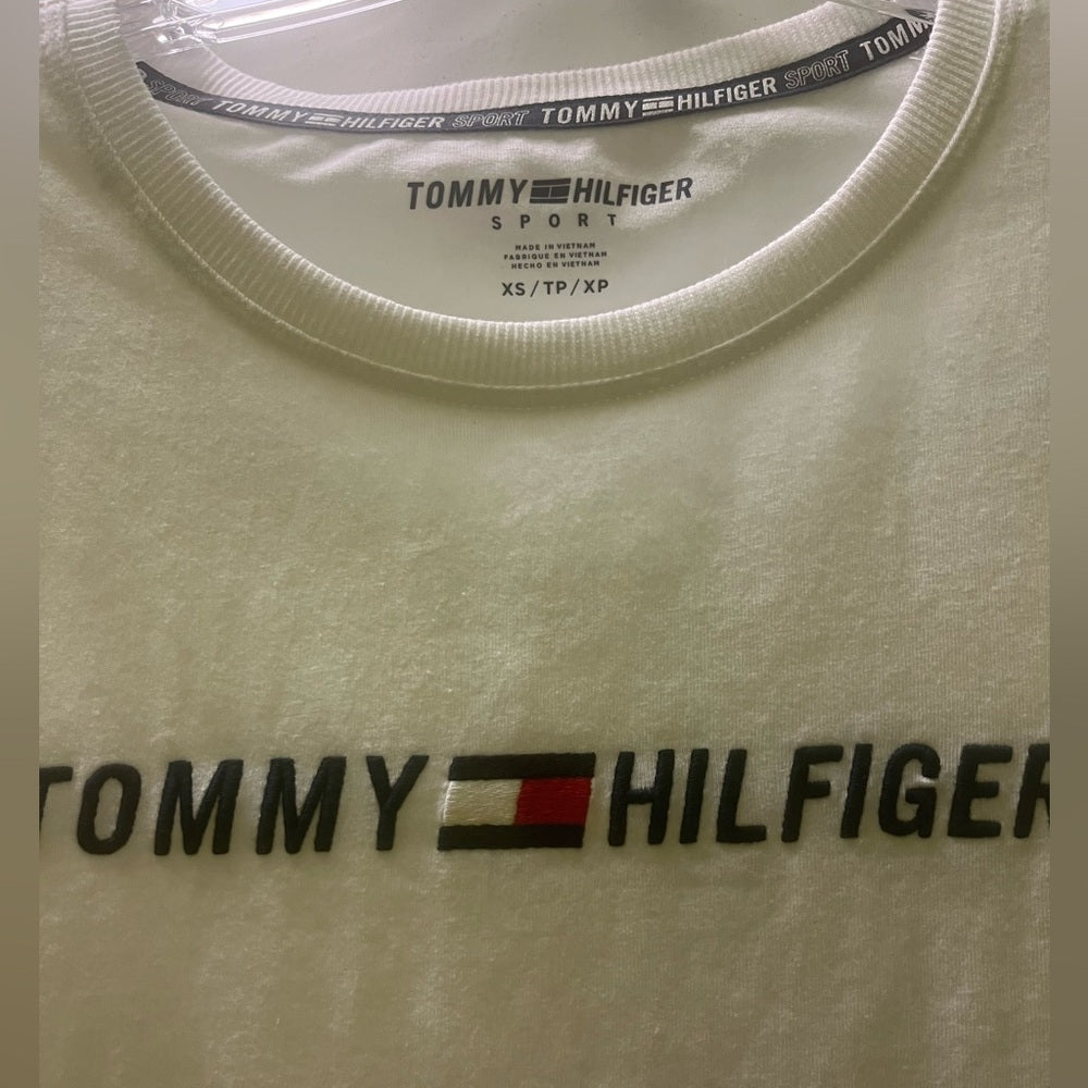 Embroidered Tommy Logo T-Shirt Xs