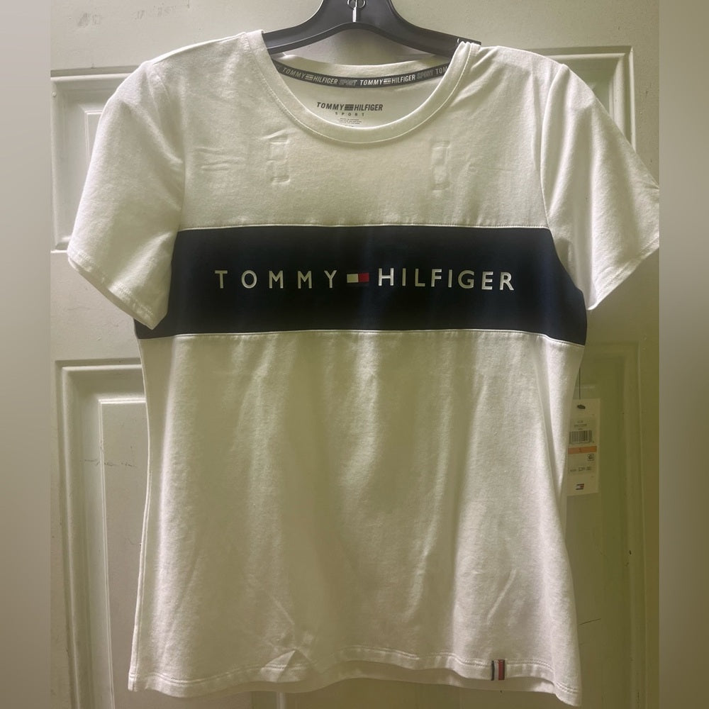 Tommy Hilfiger White T-Shirt with Navy Logo sz small