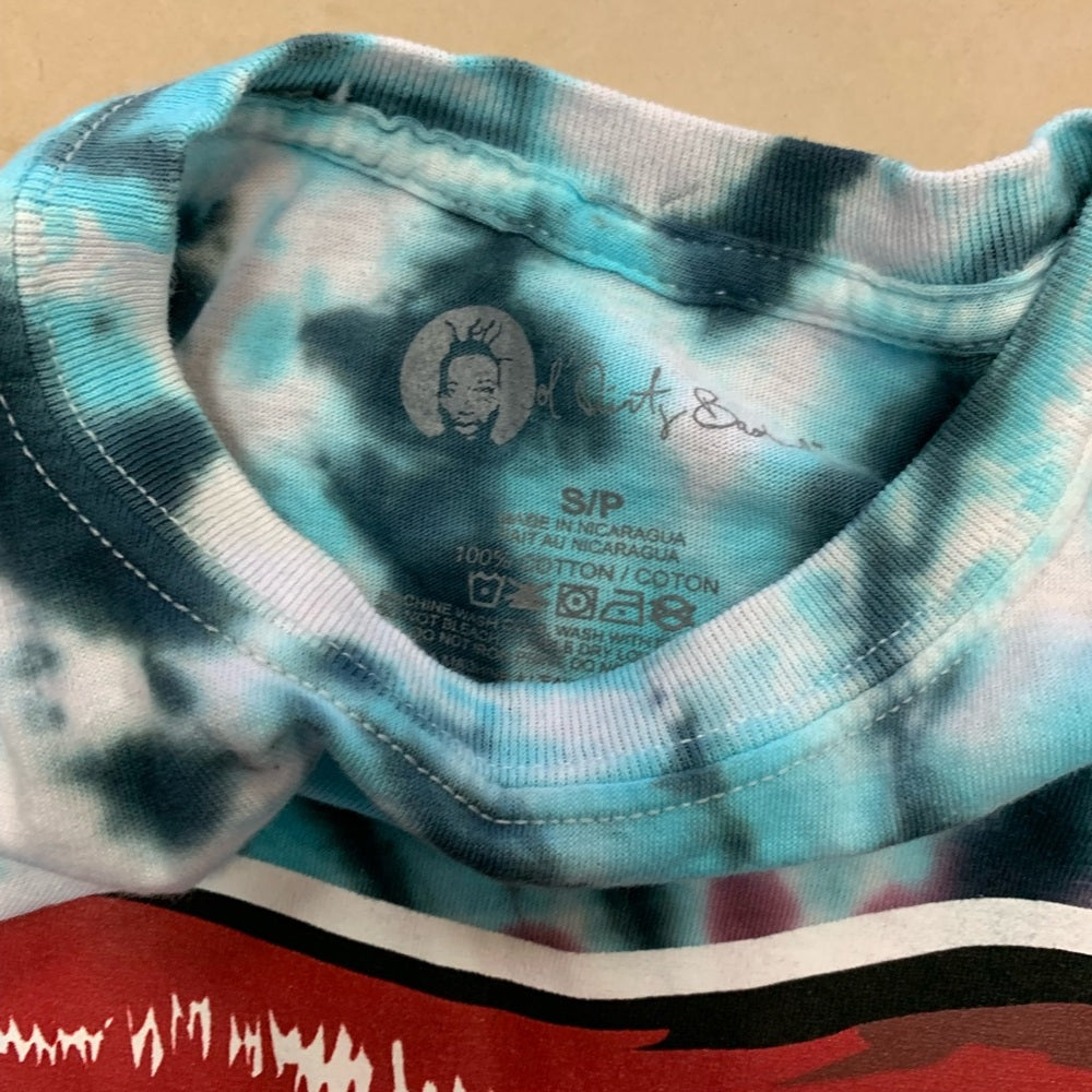 Tie-Dye Graphic lips Shirt Sz small