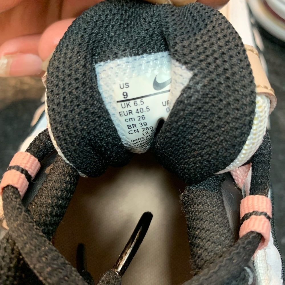 Nike Women's Air Max Tailwind 4 Casual Shoes Sz 9