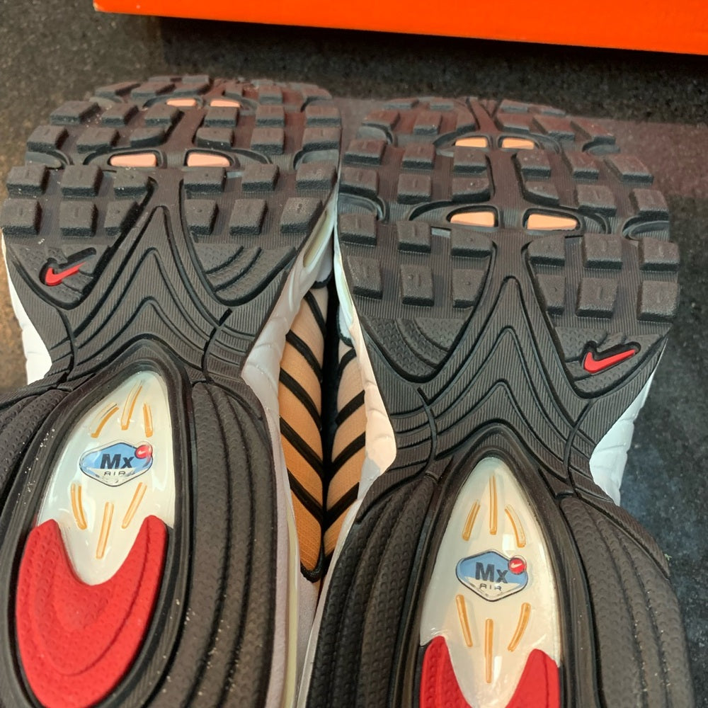 Nike Women's Air Max Tailwind 4 Casual Shoes Sz 9