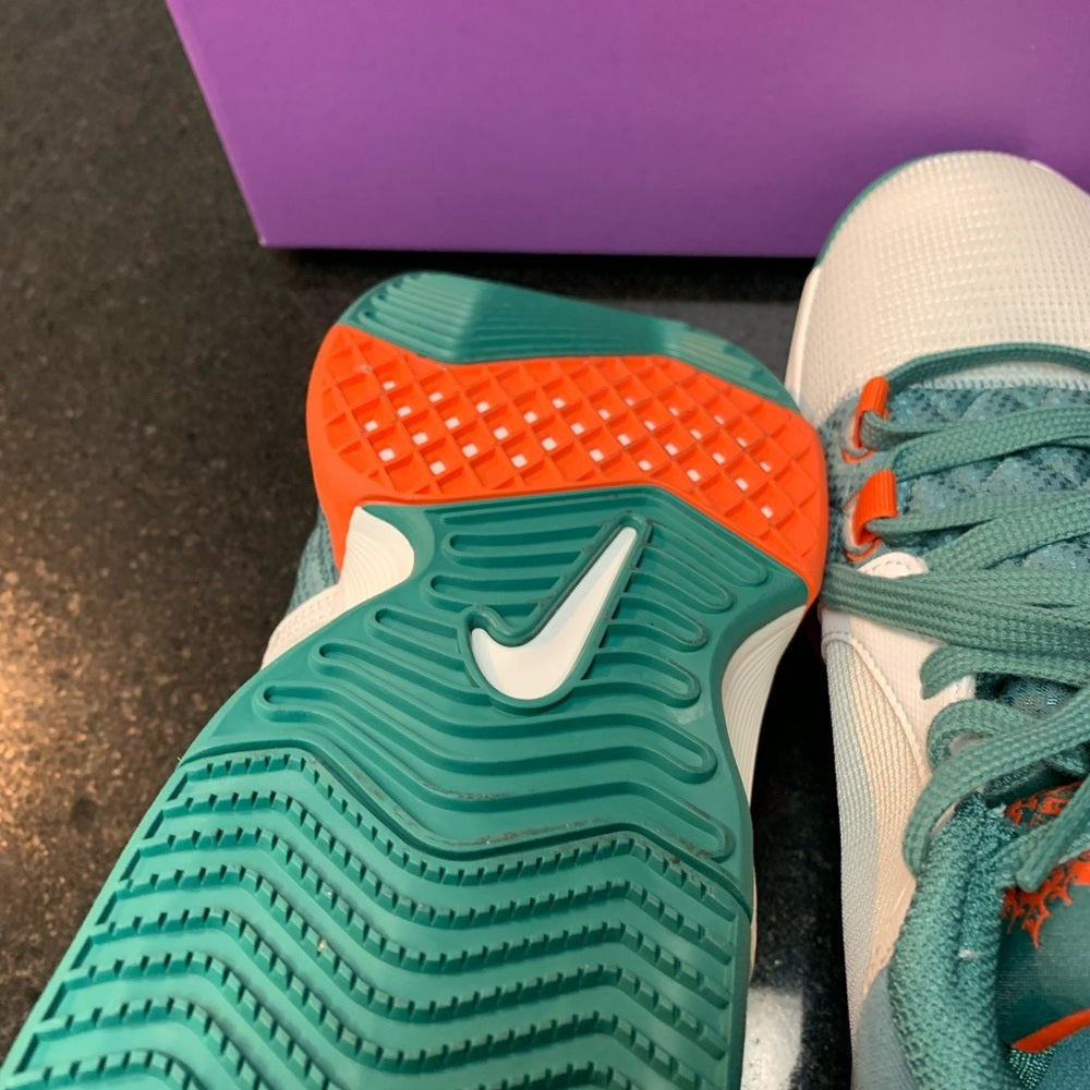 Sz various Nike LeBron Witness 8 "Cannon" Men's Basketball Boots