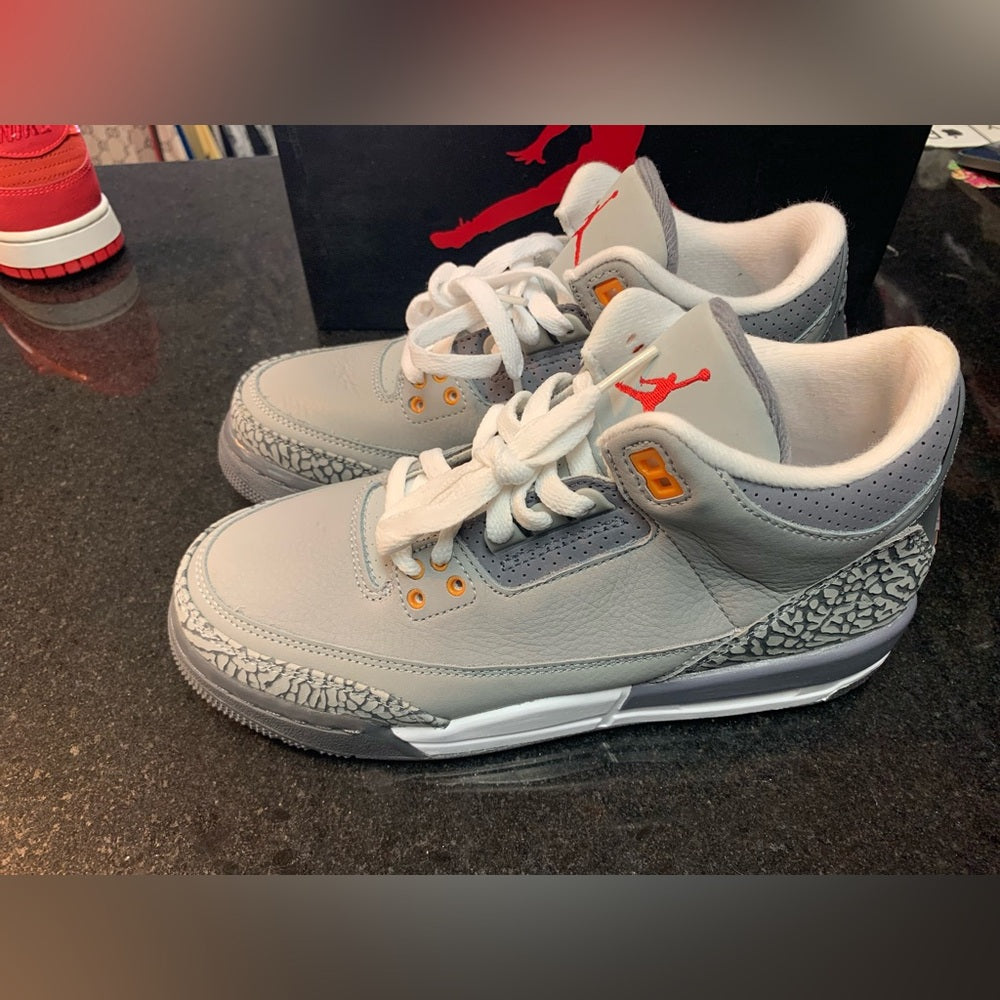 Jordan Retro 3s Sz 7 Kids' Gray Sneakers