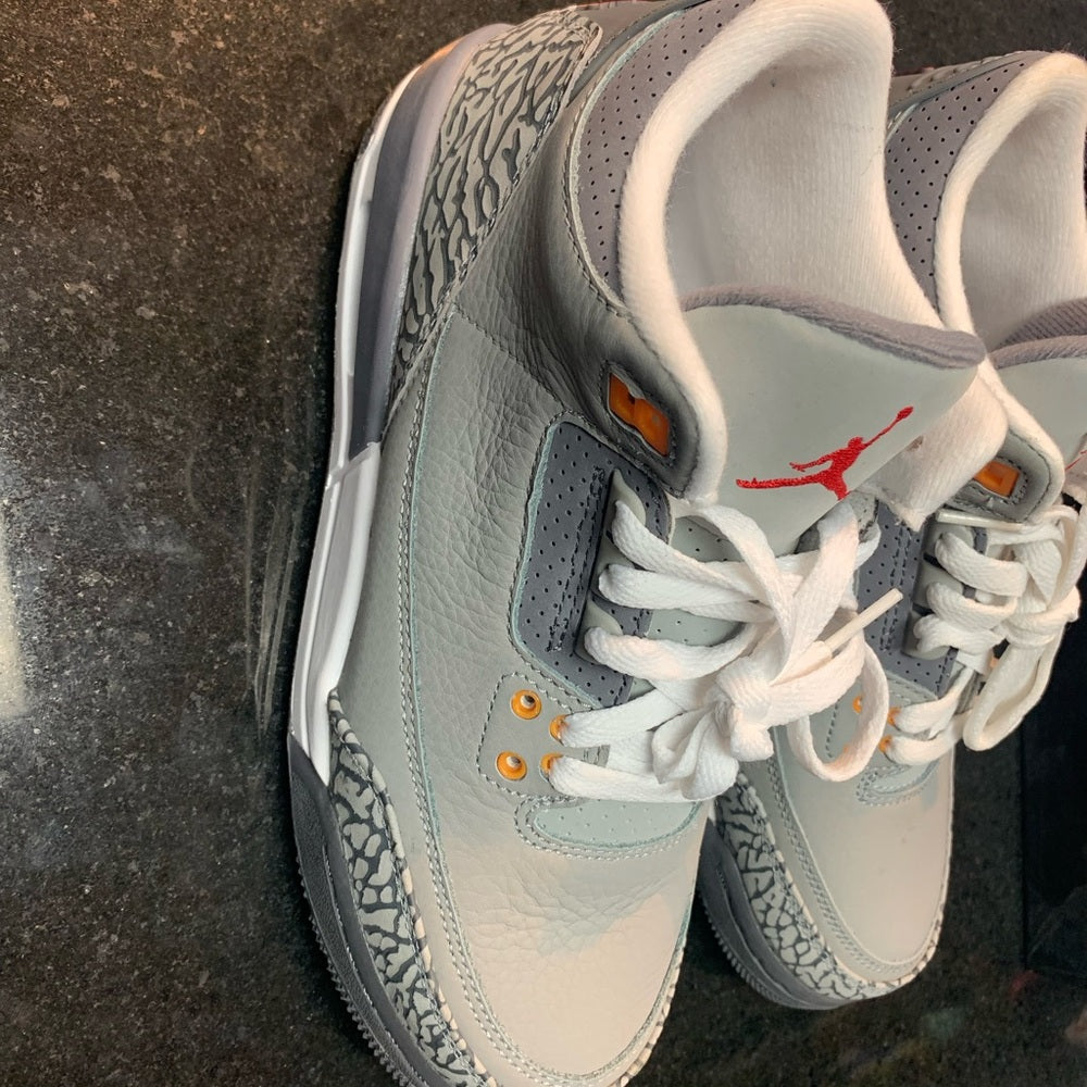Jordan Retro 3s Sz 7 Kids' Gray Sneakers