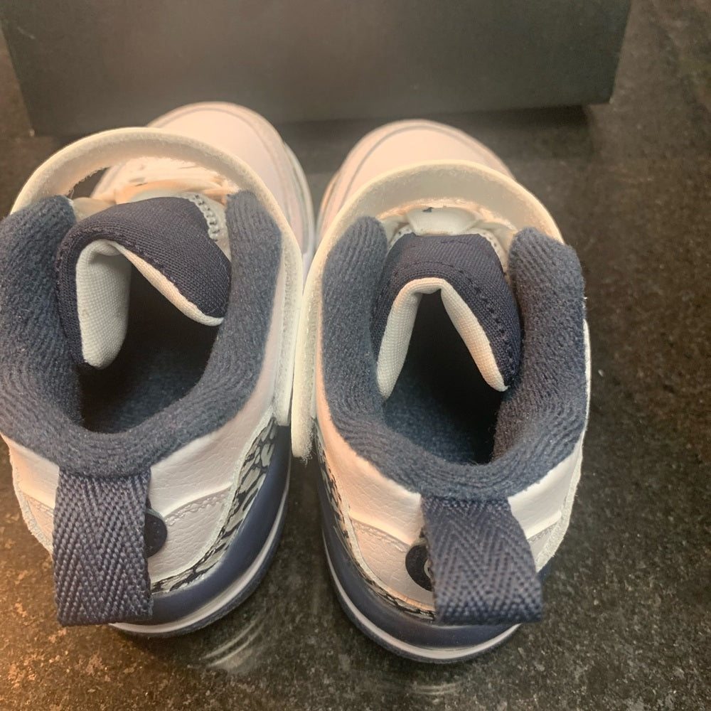 Sz 9c Jordan spizike NWB TODDLER