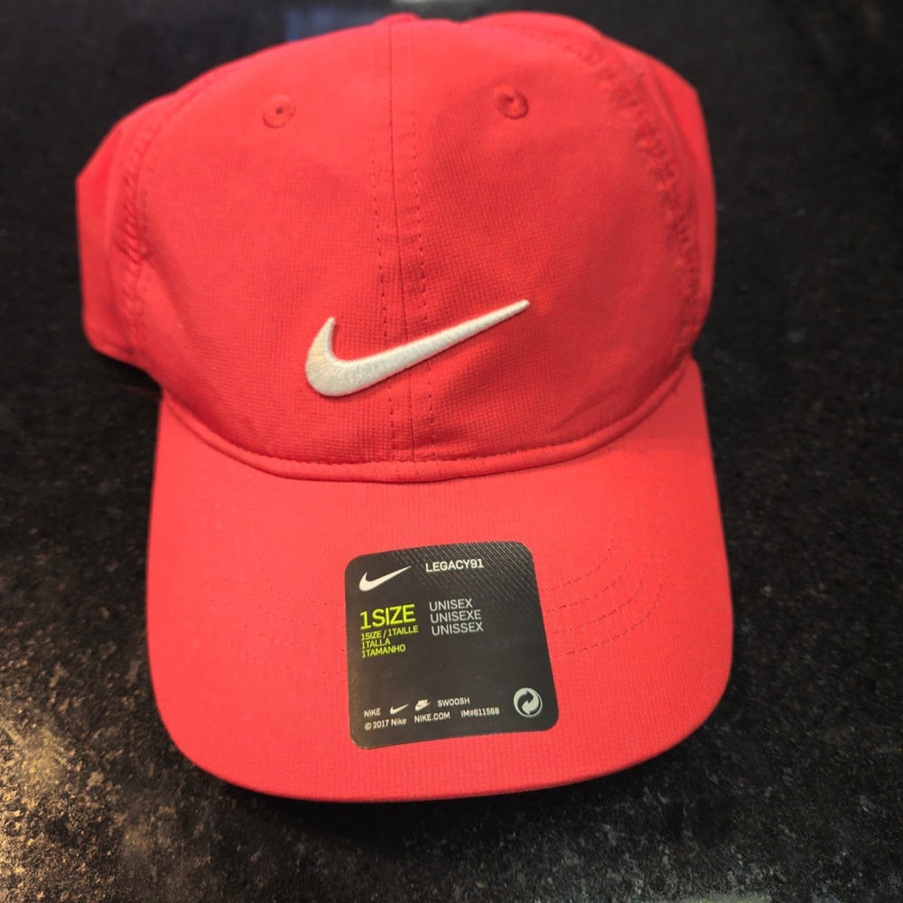 Nike Red Unisex Cap strapback one Sz fits all