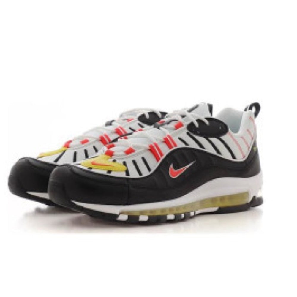 Nike air max 98 Black and White Sneakers with Chunky Sole
Sz 8
