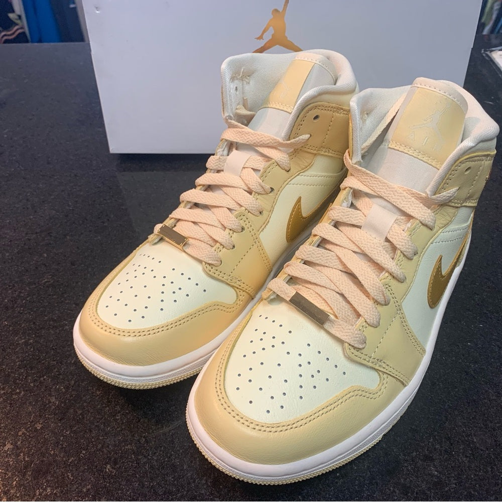 Nike Air Jordan Mid in Cream and Gold Sz 7 women