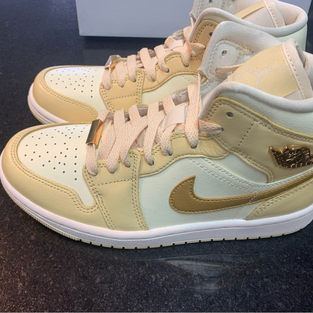 Nike Air Jordan Mid in Cream and Gold Sz 7 women
