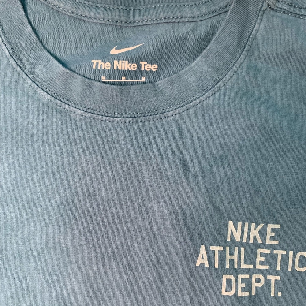 Nike
Men's Max90 Fitness T-Shirt SZ various