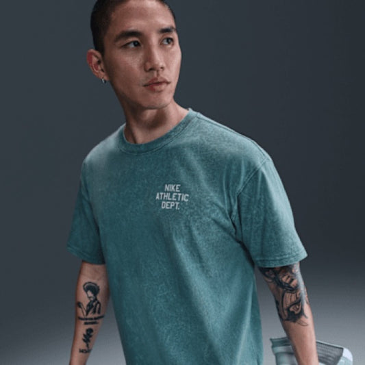 Nike
Men's Max90 Fitness T-Shirt SZ various