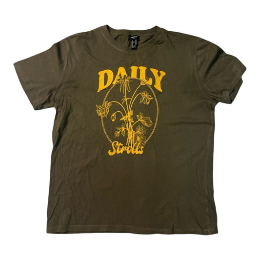 Sz medium graphic tee olive green