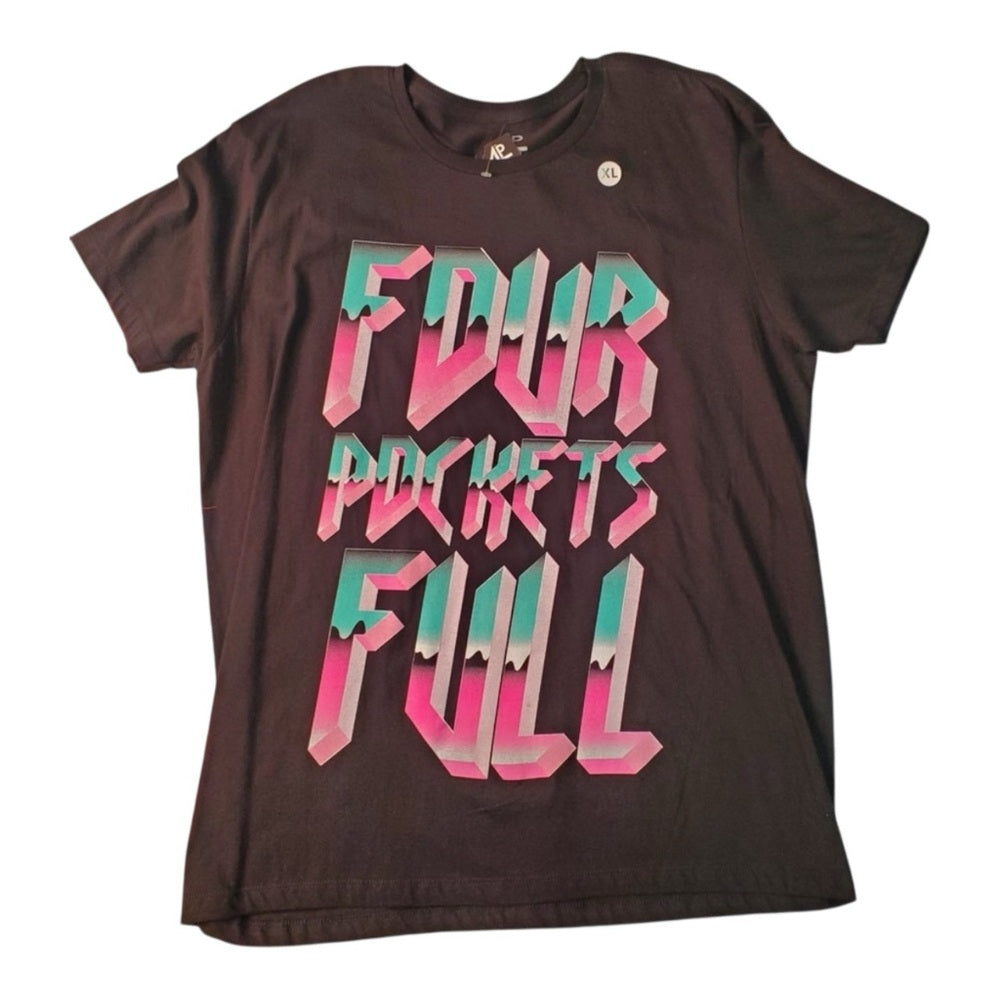 Four pockets full graphic tee sz Xl