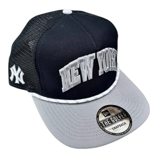 Vintage New York Yankees trucker SnapBack one size fits all