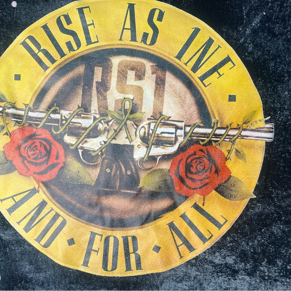 Sz 5xl Black Graphic T-Shirt with Yellow and Red Design