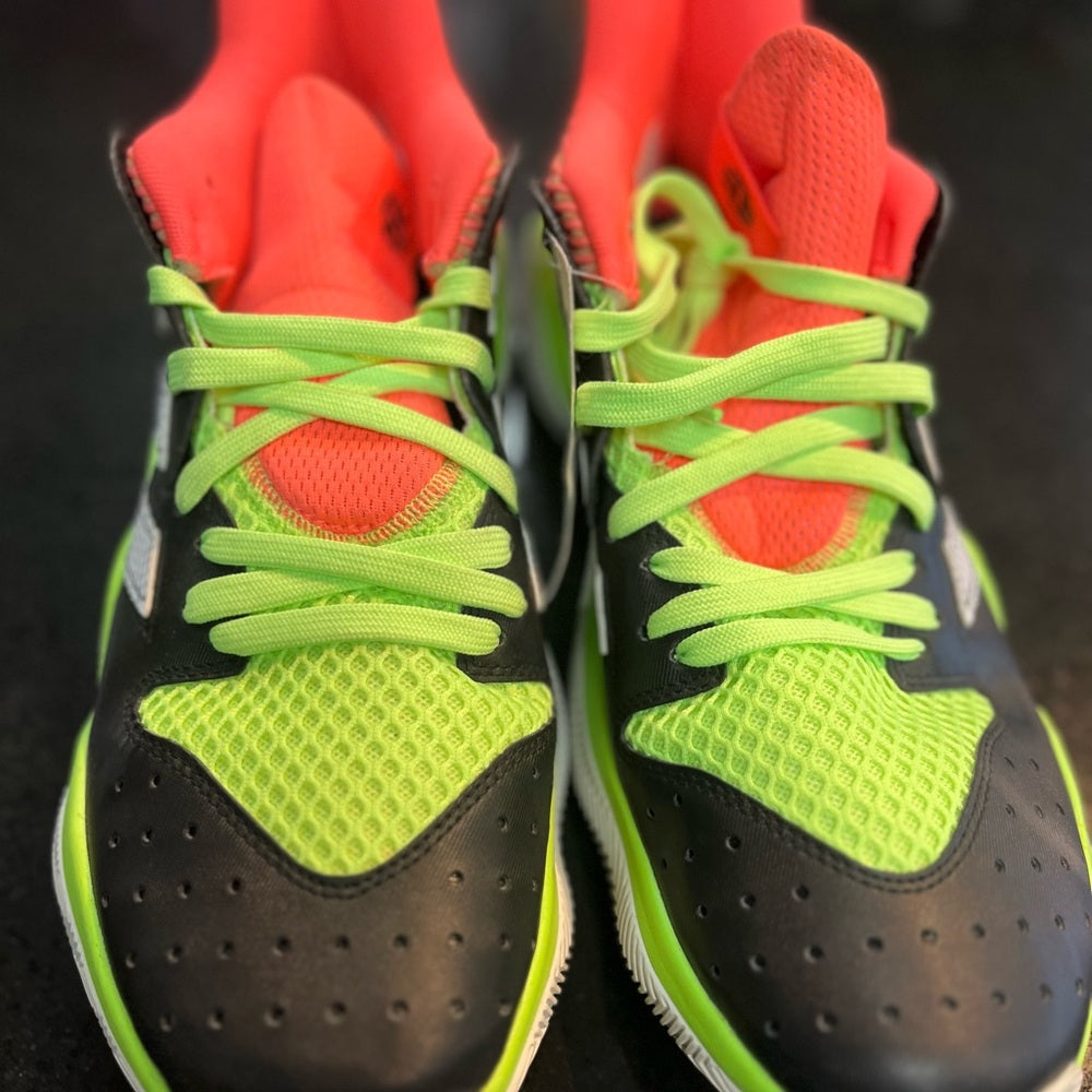 Sz 10 Chaussures de basketball adidas Harden Stepback  néon James Harden Adidas