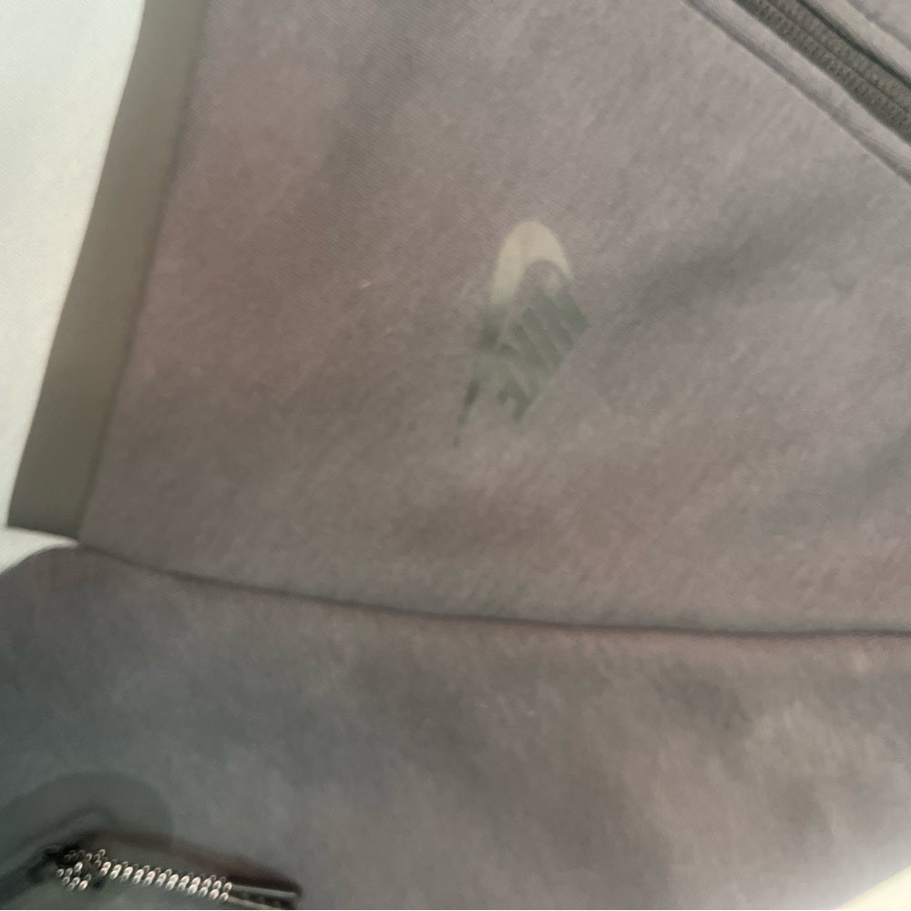 Sz Various Nike Tech Fleece Full-Zip Windrunner Hoodie
Men's