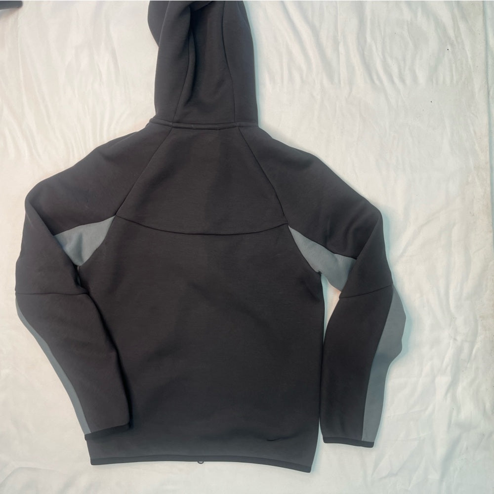 Sz Various Nike Tech Fleece Full-Zip Windrunner Hoodie
Men's