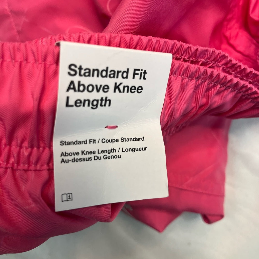 Nike Men's Club Woven Flow Shorts in Bright Pink