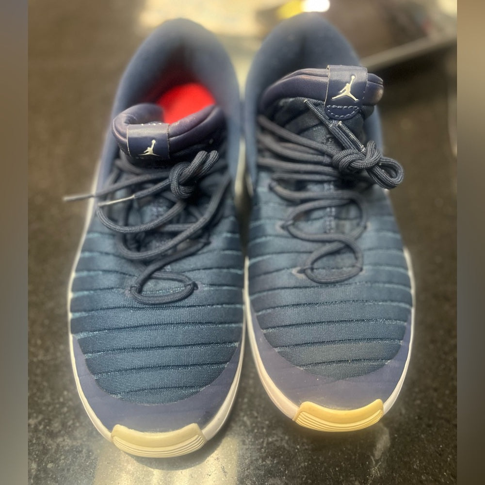 Nike Air Jordan Flight Luxe Basketball Trainers - Men's Blue