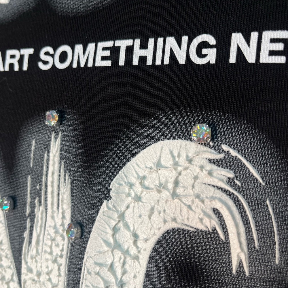 Left Point Diamond Graphic Tee