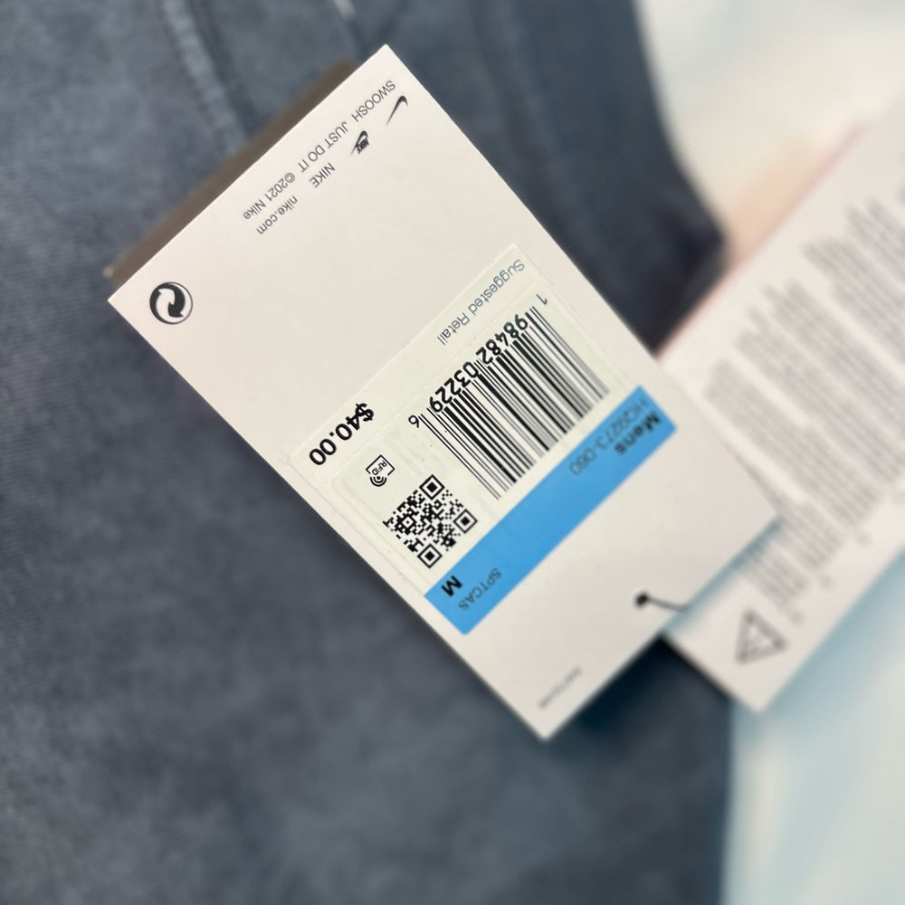 Nike Men's Max90 Vintage Graphic T-Shirt - Classic Comfort