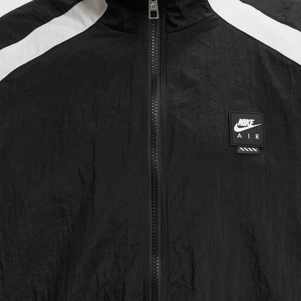 Nike Men's Black and White Lightweight Windbreaker